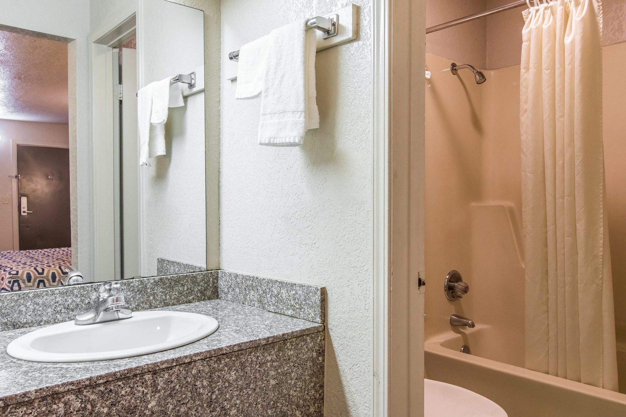 Surestay Hotel By Best Western Oklahoma City West Exterior foto